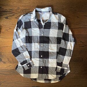 Old Navy Black and White Flannel